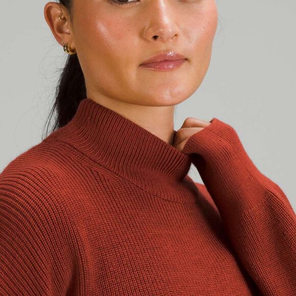 LULULEMON 2022 Cayenne Merino Wool Ribbed Turtleneck Sweater - Picture 5 of 9